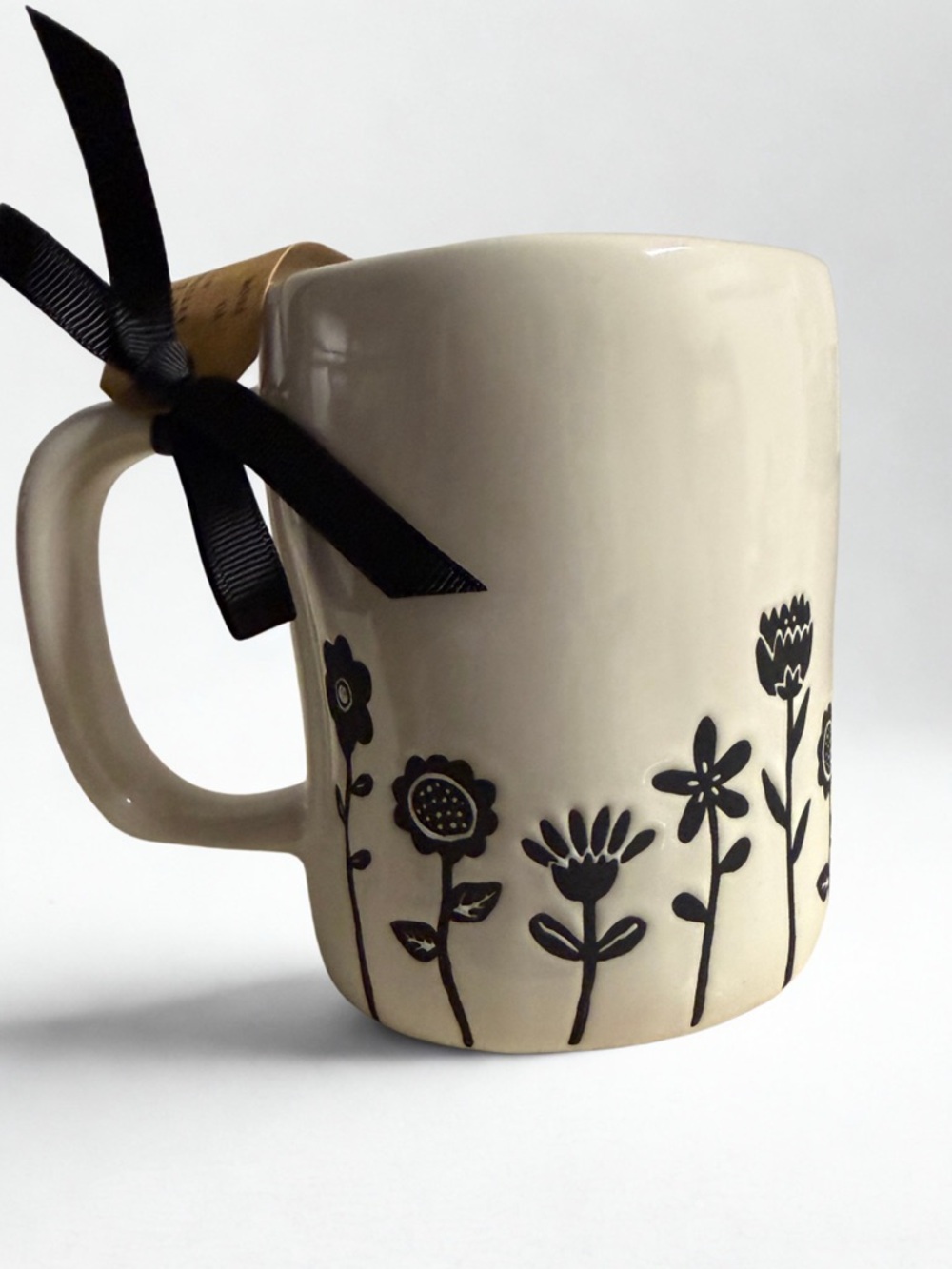 Rae Dunn Mug - Picture 3 of 4